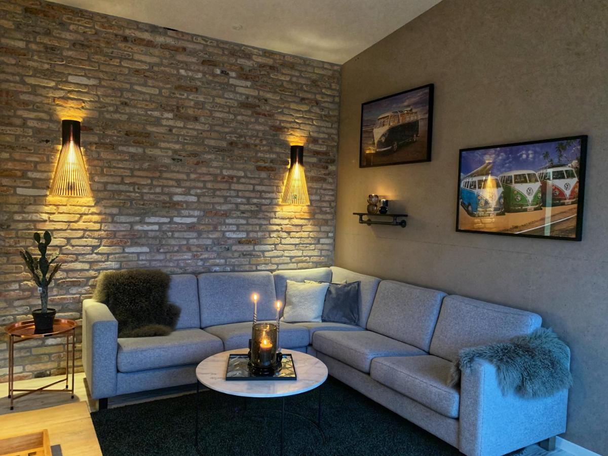 Broncks Apartment 1 - Modern 2-Bedroom In The Heart Of Tórshavn Dış mekan fotoğraf