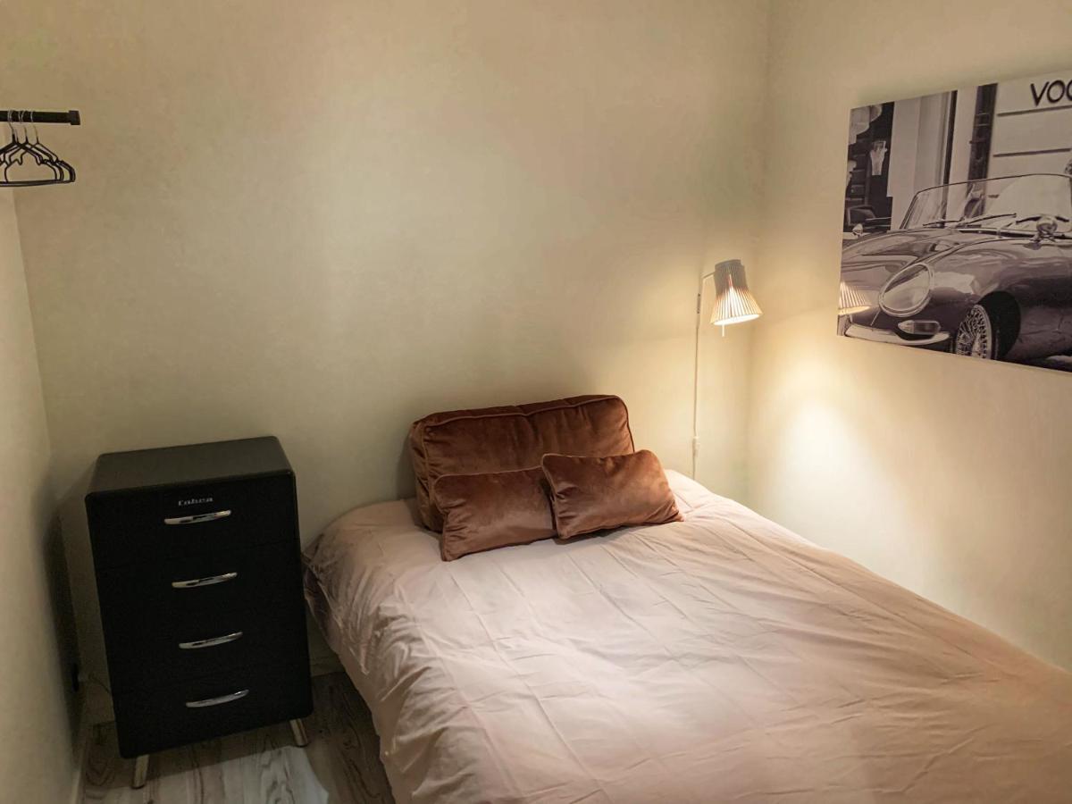 Broncks Apartment 1 - Modern 2-Bedroom In The Heart Of Tórshavn Dış mekan fotoğraf