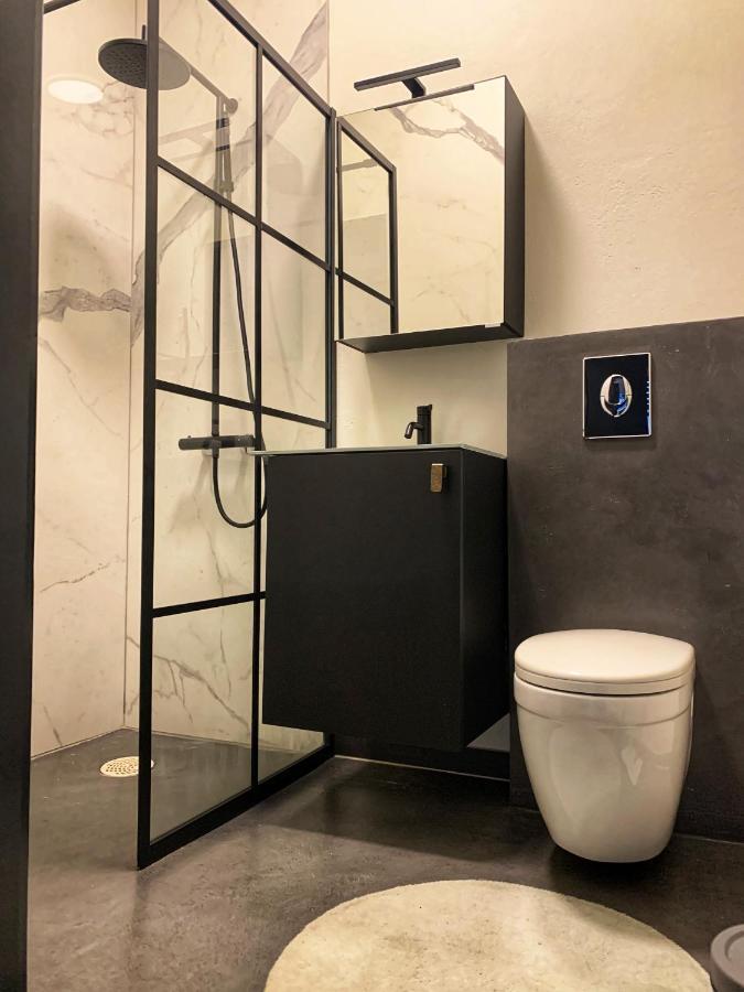 Broncks Apartment 1 - Modern 2-Bedroom In The Heart Of Tórshavn Dış mekan fotoğraf