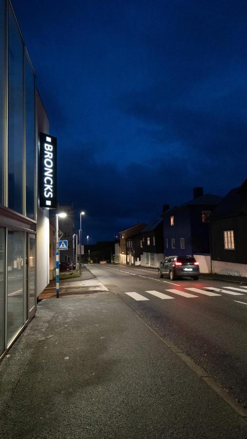 Broncks Apartment 1 - Modern 2-Bedroom In The Heart Of Tórshavn Dış mekan fotoğraf