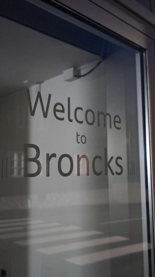 Broncks Apartment 1 - Modern 2-Bedroom In The Heart Of Tórshavn Dış mekan fotoğraf